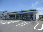 ファミリーマート上尾瓦葺店