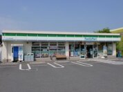 ファミリーマートさいたま新中里店