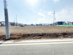 五感で感じる、現地でしかわからない事も沢山ございます。周辺環境なども一緒にご案内いたしますのでお気軽にお問合せください。