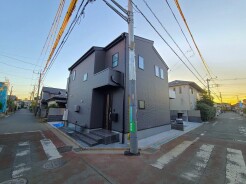 2号棟 五感で感じる、現地でしかわからない事も沢山ございます。周辺環境なども一緒にご案内いたしますのでお気軽にお問合せください。