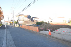 1号地 五感で感じる、現地でしかわからない事も沢山ございます。周辺環境なども一緒にご案内いたしますのでお気軽にお問合せください。