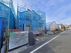 1号棟 五感で感じる、現地でしかわからない事も沢山ございます。周辺環境なども一緒にご案内いたしますのでお気軽にお問合せください。