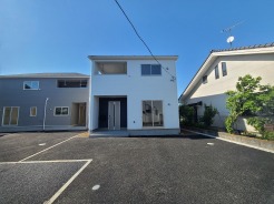 2号棟 完成物件だから、引っ越したあとの配置や動線も分かりやすい。