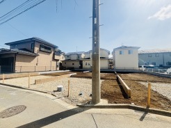 五感で感じる、現地でしかわからない事も沢山ございます。周辺環境なども一緒にご案内いたしますのでお気軽にお問合せください。