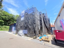 1号棟 五感で感じる、現地でしかわからない事も沢山ございます。周辺環境なども一緒にご案内いたしますのでお気軽にお問合せください。
