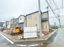 五感で感じる、現地でしかわからない事も沢山ございます。周辺環境なども一緒にご案内いたしますのでお気軽にお問合せください。