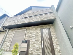 お客様をお迎えする玄関、お家の出入りもスムーズに行えます。