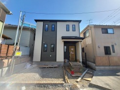五感で感じる、現地でしかわからない事も沢山ございます。周辺環境なども一緒にご案内いたしますのでお気軽にお問合せください。