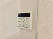 【給湯器リモコン】