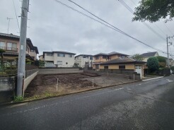 1号棟 五感で感じる、現地でしかわからない事も沢山ございます。周辺環境なども一緒にご案内いたしますのでお気軽にお問合せください。