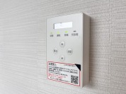 【蓄電池操作パネル】