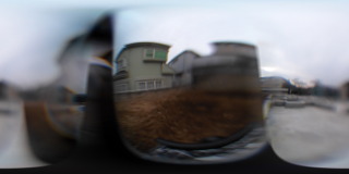 現地
