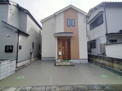 A号棟 五感で感じる、現地でしかわからない事も沢山ございます。周辺環境なども一緒にご案内いたしますのでお気軽にお問合せください。