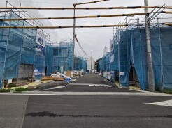 五感で感じる、現地でしかわからない事も沢山ございます。周辺環境なども一緒にご案内いたしますのでお気軽にお問合せください。