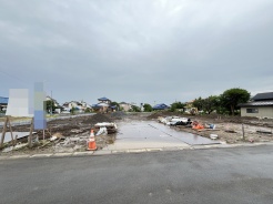 五感で感じる、現地でしかわからない事も沢山ございます。周辺環境なども一緒にご案内いたしますのでお気軽にお問合せください。