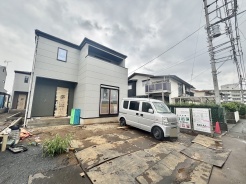 五感で感じる、現地でしかわからない事も沢山ございます。周辺環境なども一緒にご案内いたしますのでお気軽にお問合せください。