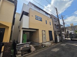 五感で感じる、現地でしかわからない事も沢山ございます。周辺環境なども一緒にご案内いたしますのでお気軽にお問合せください。