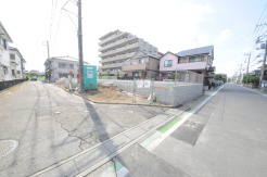 1号棟 五感で感じる、現地でしかわからない事も沢山ございます。周辺環境なども一緒にご案内いたしますのでお気軽にお問合せください。
