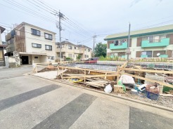 1号棟 五感で感じる、現地でしかわからない事も沢山ございます。周辺環境なども一緒にご案内いたしますのでお気軽にお問合せください。