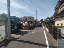 1号地 五感で感じる、現地でしかわからない事も沢山ございます。周辺環境なども一緒にご案内いたしますのでお気軽にお問合せください。