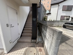 五感で感じる、現地でしかわからない事も沢山ございます。周辺環境なども一緒にご案内いたしますのでお気軽にお問合せください。