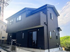 五感で感じる、現地でしかわからない事も沢山ございます。周辺環境なども一緒にご案内いたしますのでお気軽にお問合せください。