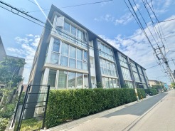 五感で感じる、現地でしかわからない事も沢山ございます。周辺環境なども一緒にご案内いたしますのでお気軽にお問合せください。