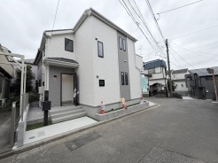 五感で感じる、現地でしかわからない事も沢山ございます。周辺環境なども一緒にご案内いたしますのでお気軽にお問合せください。