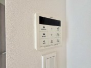 【給湯器リモコン】