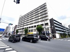 五感で感じる、現地でしかわからない事も沢山ございます。周辺環境なども一緒にご案内いたしますのでお気軽にお問合せください。