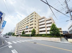 五感で感じる、現地でしかわからない事も沢山ございます。周辺環境なども一緒にご案内いたしますのでお気軽にお問合せください。