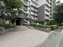 入間郡三芳町大字藤久保