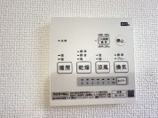 【浴室換気乾燥暖房機】