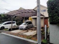 戸建てが立ち並ぶ静かな住宅街。四季折々の移り変わりを感じながら自然と楽しみ、暮らす、そんな毎日を日々の中で感じられる住環境