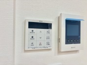 【給湯器リモコン】