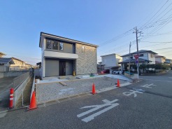 完成物件だから、引っ越したあとの配置や動線も分かりやすい。