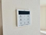 【給湯器リモコン】