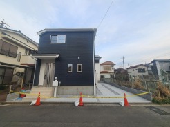 五感で感じる、現地でしかわからない事も沢山ございます。周辺環境なども一緒にご案内いたしますのでお気軽にお問合せください。
