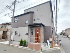 五感で感じる、現地でしかわからない事も沢山ございます。周辺環境なども一緒にご案内いたしますのでお気軽にお問合せください。