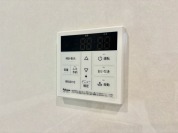 【給湯器リモコン】