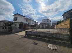 五感で感じる、現地でしかわからない事も沢山ございます。周辺環境なども一緒にご案内いたしますのでお気軽にお問合せください。