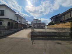 五感で感じる、現地でしかわからない事も沢山ございます。周辺環境なども一緒にご案内いたしますのでお気軽にお問合せください。