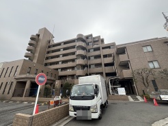 リフォーム完成しました!
五感で感じる、現地でしかわからない事も沢山ございます。周辺環境なども一緒にご案内いたしますのでお気軽にお問合せください。