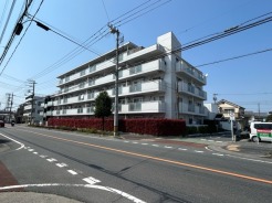 五感で感じる、現地でしかわからない事も沢山ございます。周辺環境なども一緒にご案内いたしますのでお気軽にお問合せください。