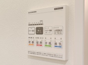 【浴室暖房乾燥機付き】