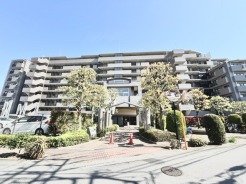 五感で感じる、現地でしかわからない事も沢山ございます。周辺環境なども一緒にご案内いたしますのでお気軽にお問合せください。