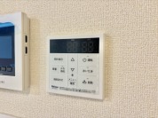 【給湯器リモコン】