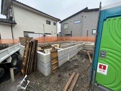 6月下旬に完成予定です。施工例のご見学も出来ますのでお気軽にお問合せ下さい。