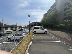 商業施設が徒歩圏内に充実、日々のお買い物も安心な環境です。