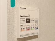 【便利な浴室暖房乾燥機つき!】